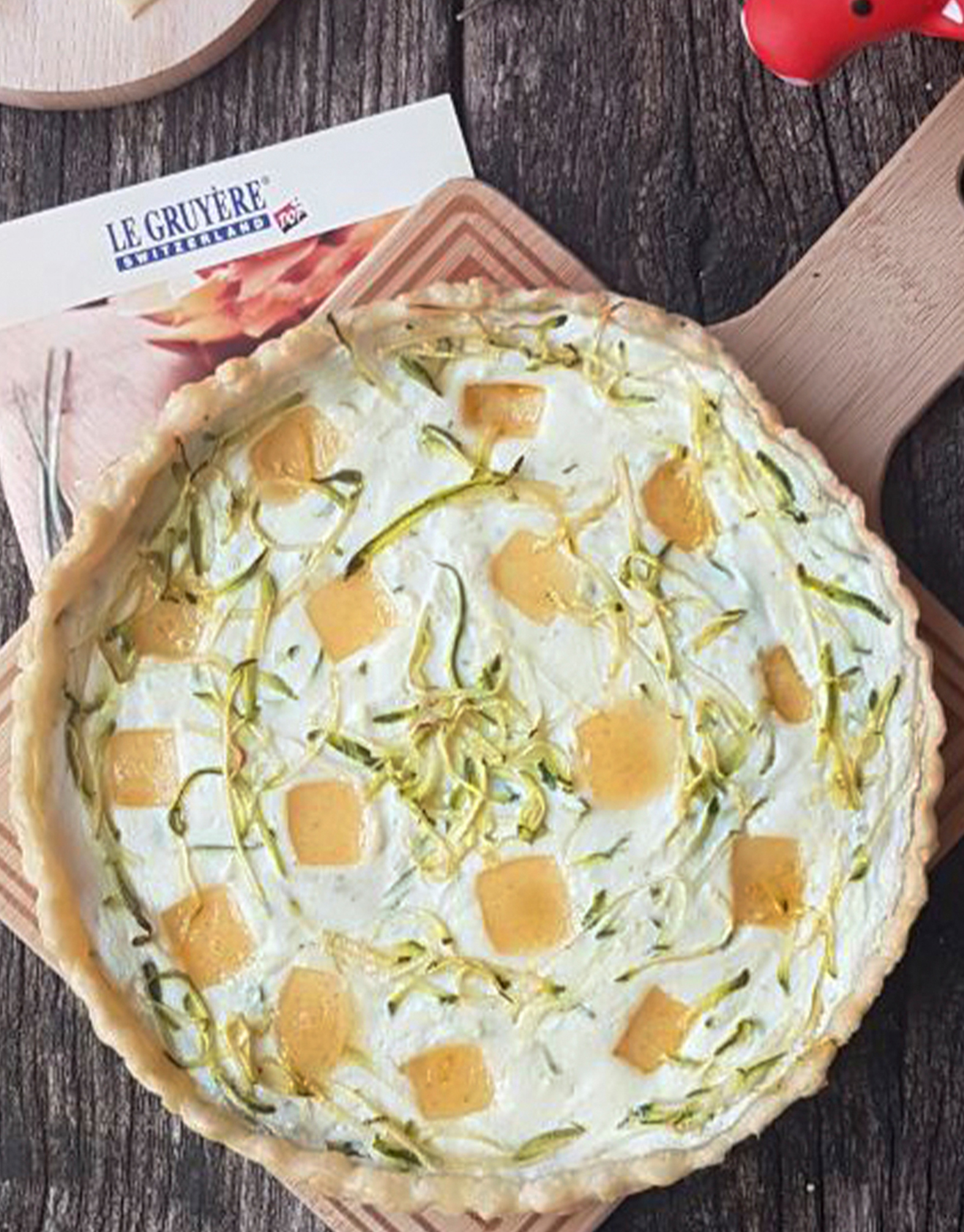 TORTA SALATA CON ZUCCHINE E GRUYÈRE DOP