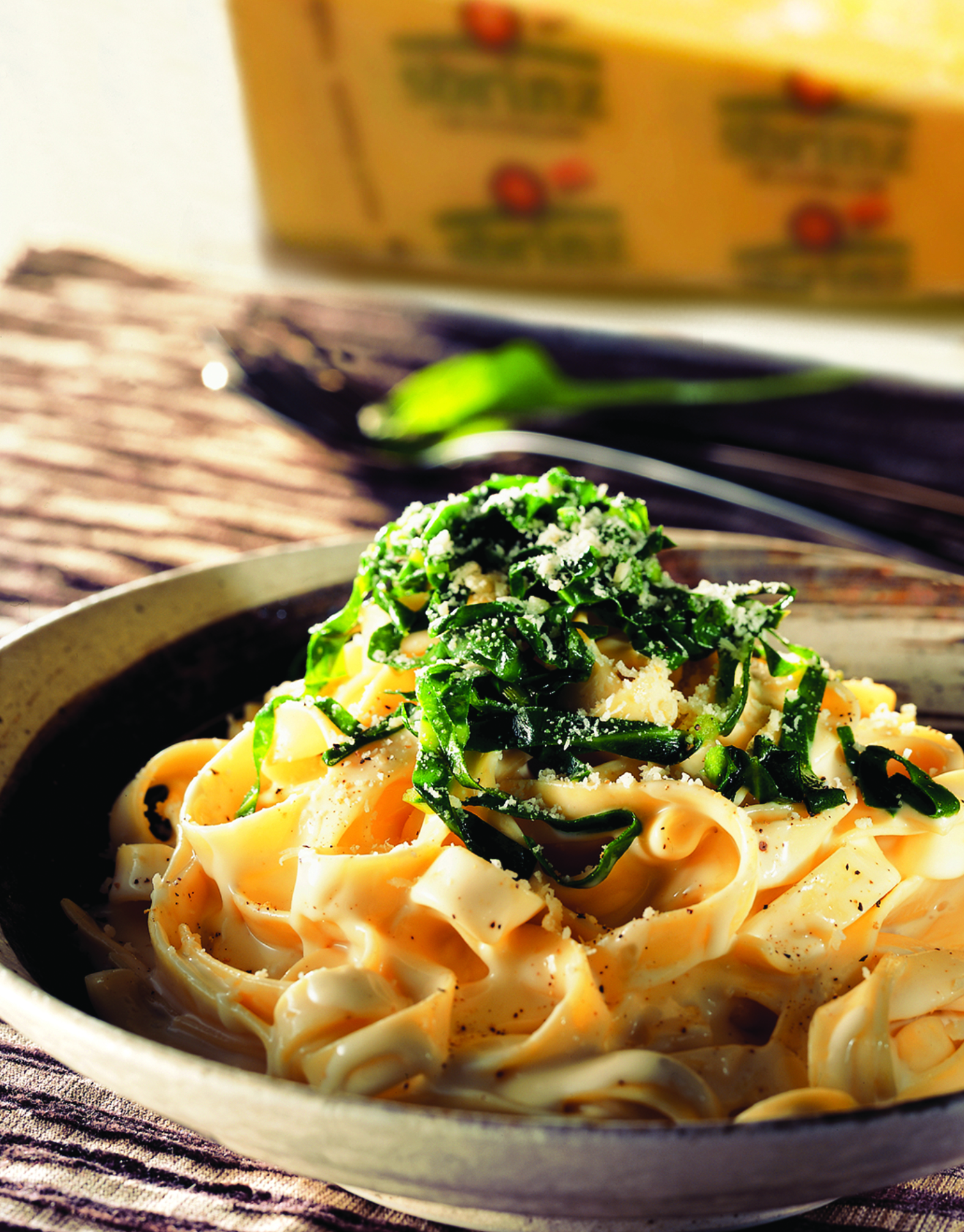 TAGLIATELLE CON BIETOLE E CREMA ALLO SBRINZ DOP